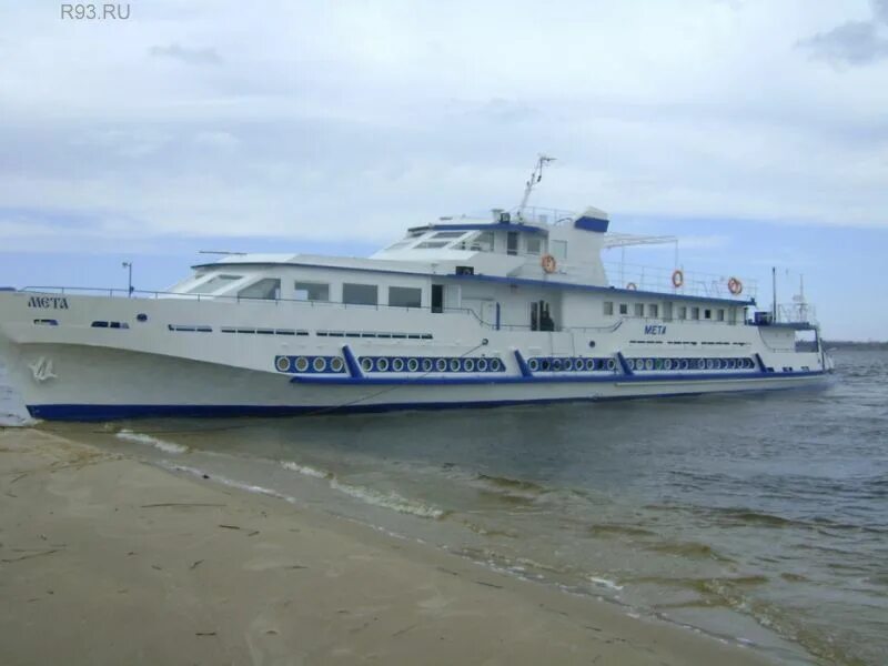 буксир-толкач 1587. речной теплоход 20 метров. рт проекта 911.