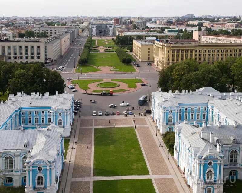 собор смольного монастыря. площадь растрелли в санкт-петербурге. растрелли воскресенский собор смольного монастыря. смольная площадь санкт петербург. площадь пролетарской диктатуры.