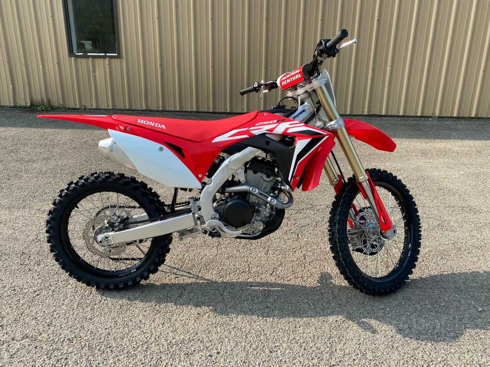 Honda crf 250r. Honda crf250r 2021. Honda CRF 250. Honda crf250r 2020. Honda CRF 250 2021.