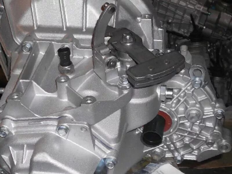 выбор передач гранта тросовая. коробка лада гранта тросиковая. тросовая мкпп лада гранта. механизм выбора передач ваз 2190 тросиковая. выбор передач гранта тросовая.