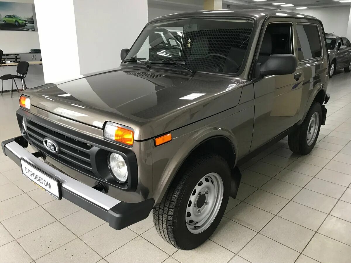 Ваз 2121 нива бу. Нива 3х дверная 2121. Авито тамбовская область. У. Ваз-21214 авто.