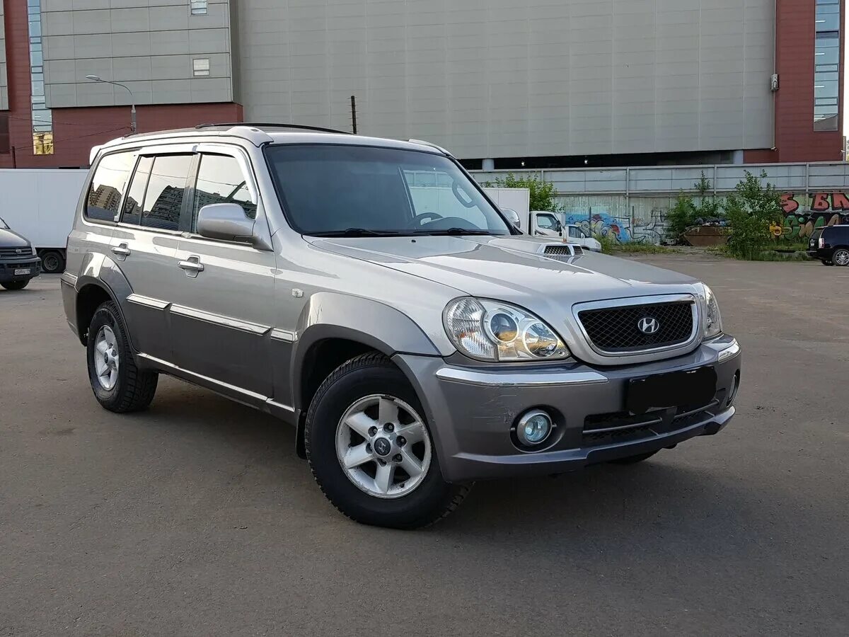 Хендай терракан 2.5 купить. Hyundai Terracan 2003. Hyundai Terracan 2.5 2003. Hyundai Terracan 2003 дизель. Hyundai джип Terracan.