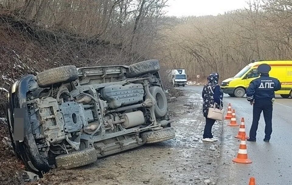 Погода в переваловке. Авария Переваловка Крым. Авария сегодня в Грушевке.