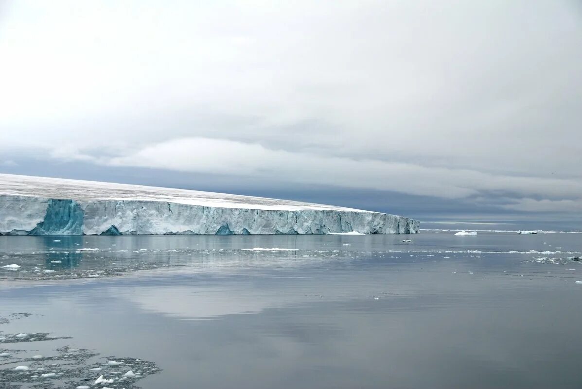 остров земля александры архипелага земля франца-иосифа. земля франца иосифа ледники. земля франца-иосифа, архангельская область. александры земля франца иосифа. земля франца иосифа.
