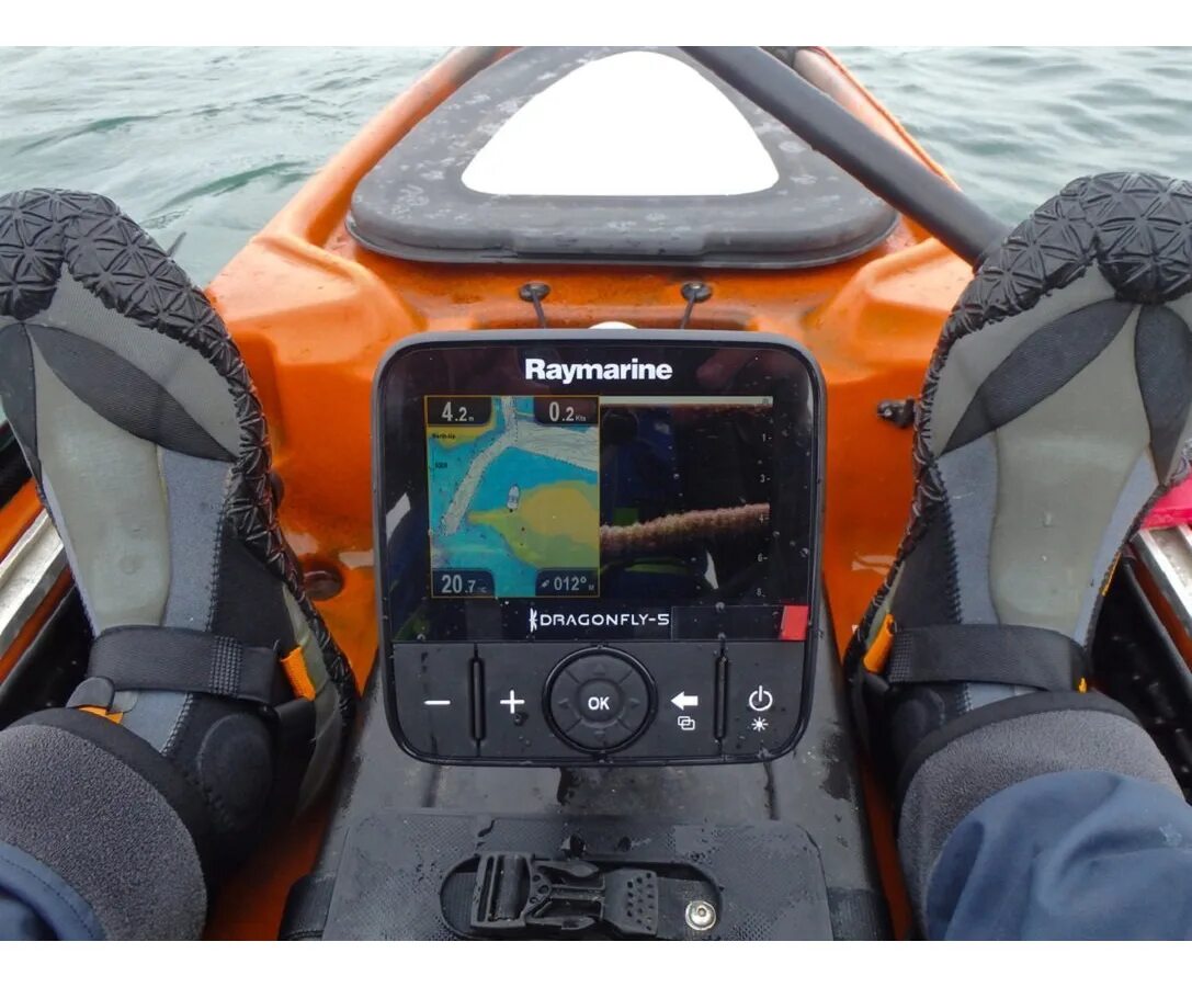 Эхолот для троллинга какой. Эхолот-картплоттер raymarine dragonfly 5 pro. эхолот raymarine dragonfly 7 pro. эхолот для рыбалки raymarine dragonfly 7. эхолот раймарин dragonfly 5.