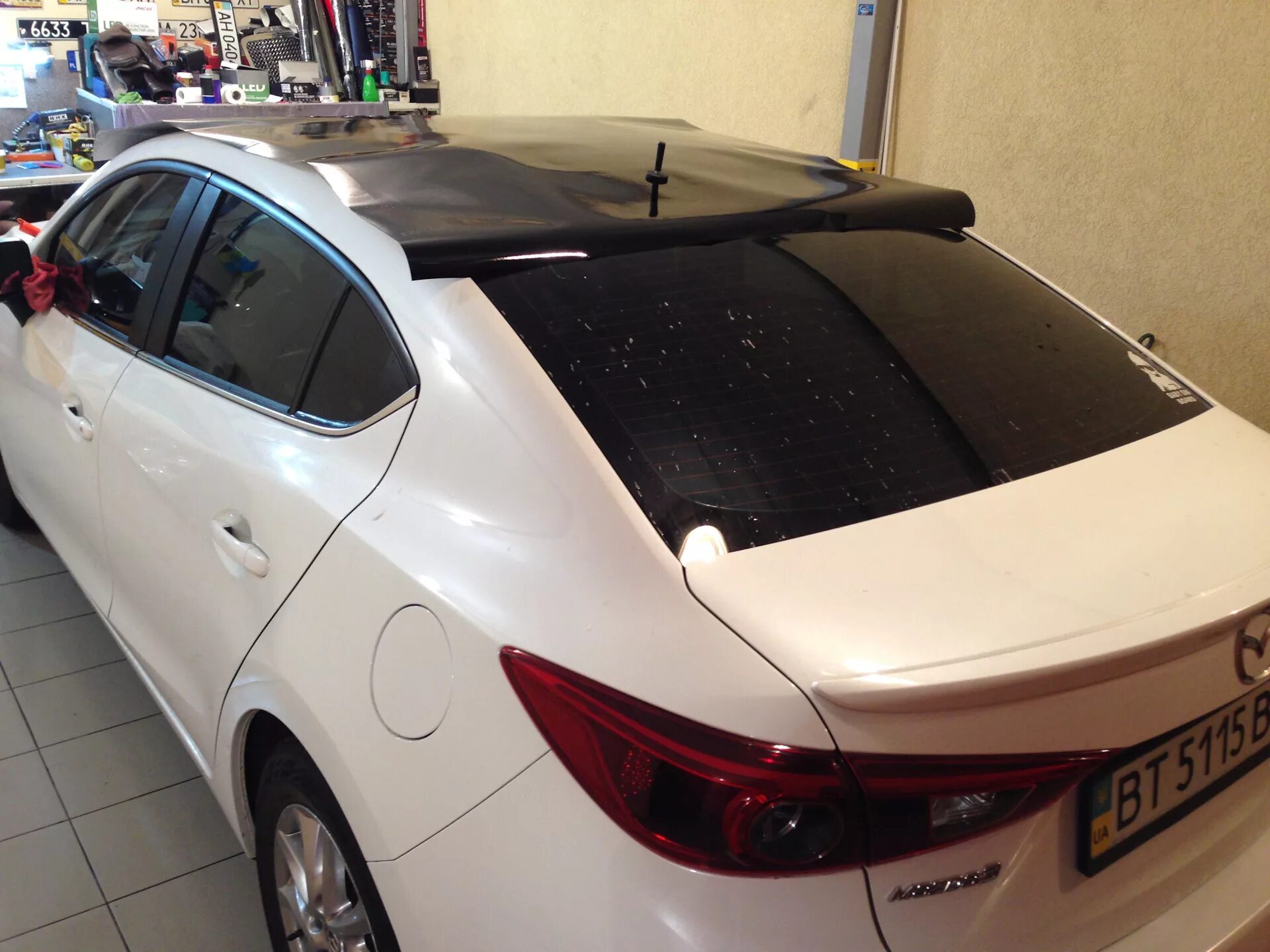 Мазда 451 из какого металла сделана крыша. Крыша мазда 121. Mazda 3 крыша. Мазда 626 с люком. Багажник на крышу для мазда 3 2007.