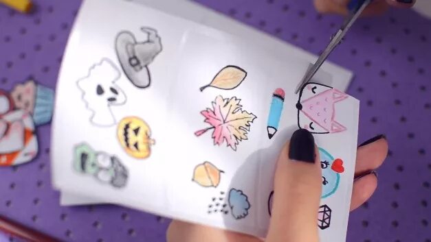 Видео как можно сделать наклейку. Самодельные наклейки из бумаги идеи. Видео как можно сделать наклейку. Самодельные наклейки. Идеи для стикеров.