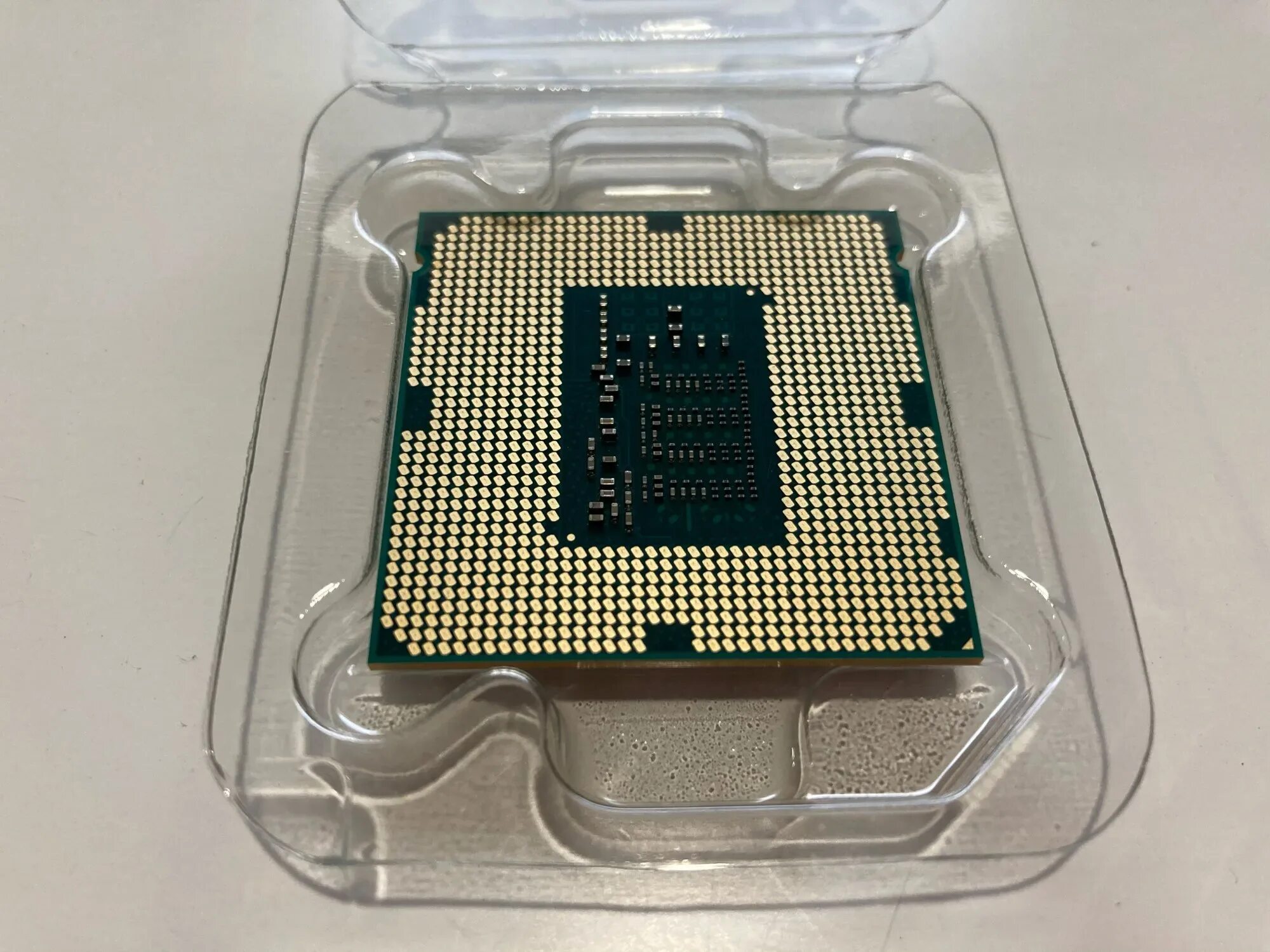Процессор 5 ггц. Intel xeon e3-1270 v3 lga1150, 4 x 3500 мгц. xeon e3 1270. e3 1270 v3. процессор sr04wv134a322.