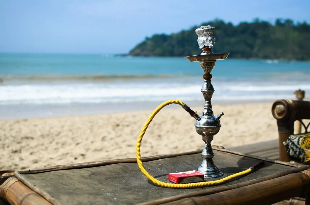Кальян на пляже. Кальян на природе. Кальян закат. Кальян на море. Кальян на природе.
