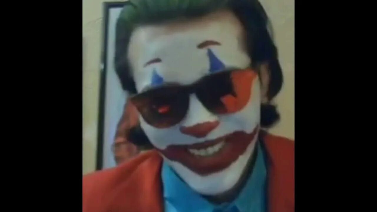 Черно белый клоун мем откуда La galería de un payaso bailarín