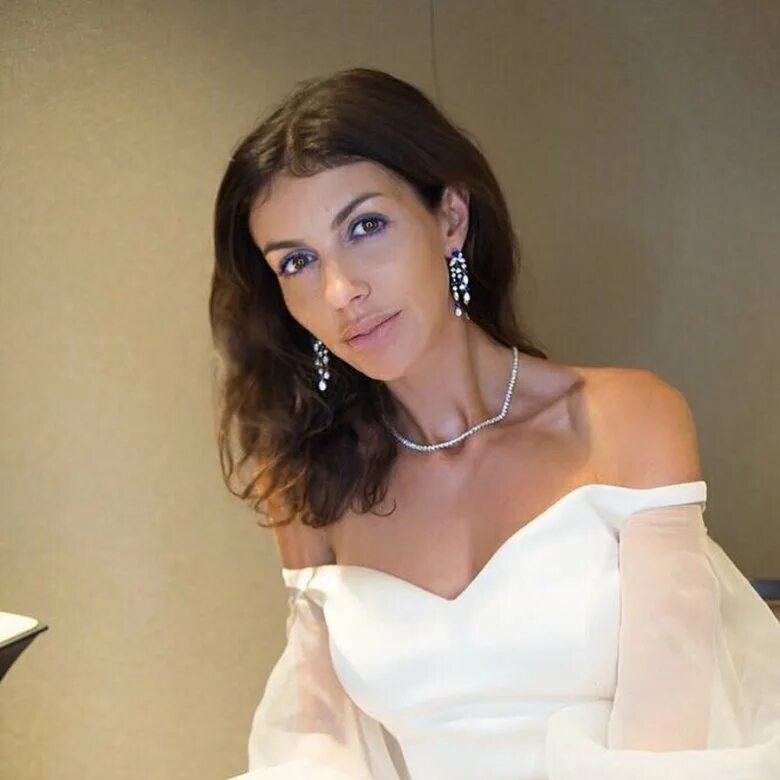 Жена аршавина алиса казьмина. Алиса казьмина сейчас 2022. Алиса казьмина 2023. Лиса аршавина. Экс жена аршавина.