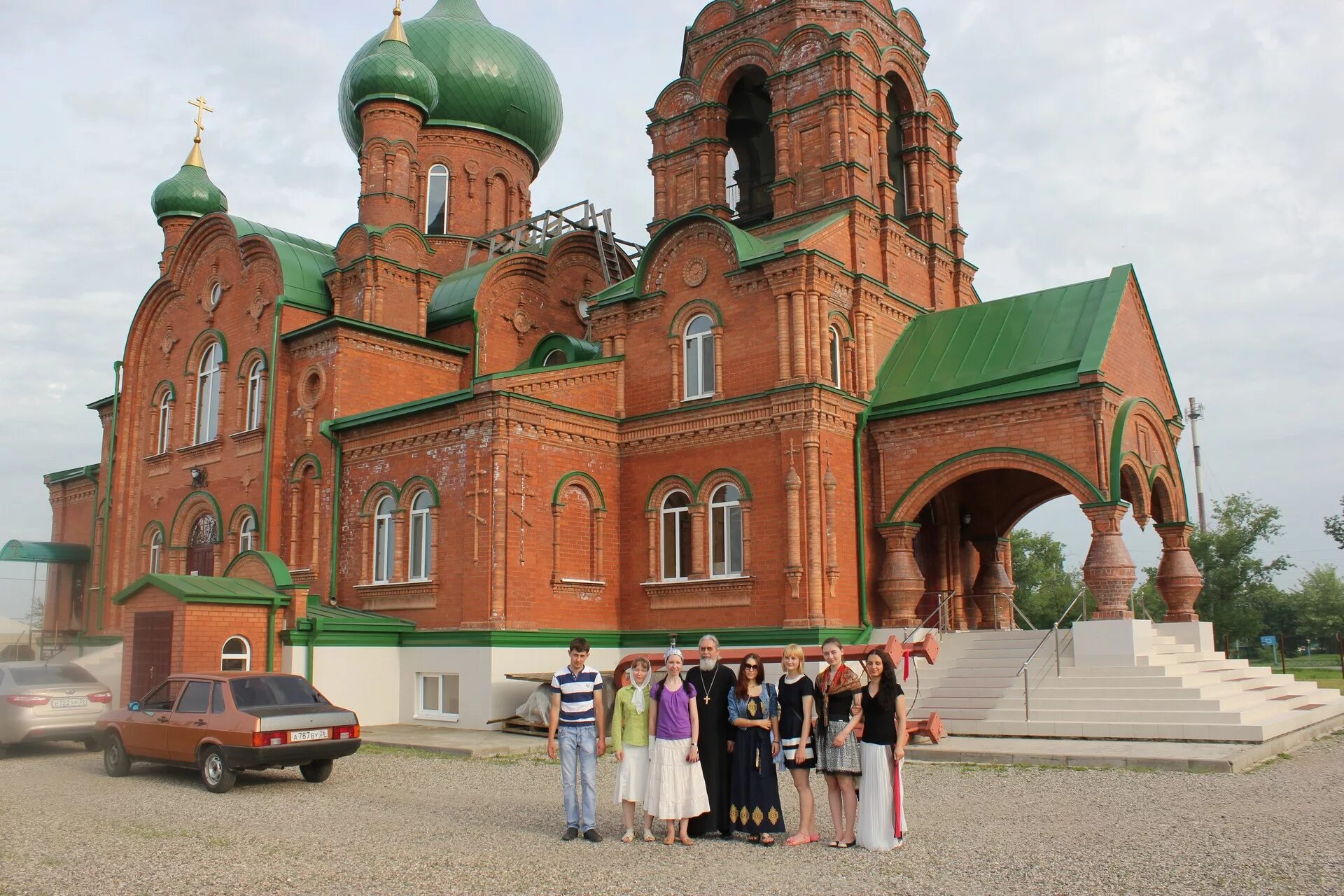 Георгиевск какой край. Станица Незлобная Георгиевского района. Станица Незлобная Ставропольский край. Станица Незлобная храм Михаила Архангела. Церковь Архангела Михаила (Незлобная, Георгиевский район).