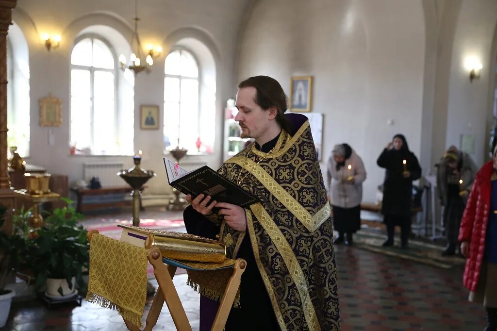 храм покрова пресвятой богородицы в зябликово расписание