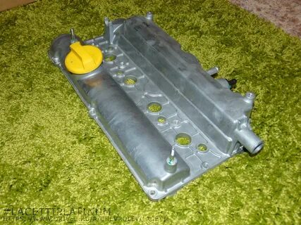 Клапанная крышка шевроле 1.8
