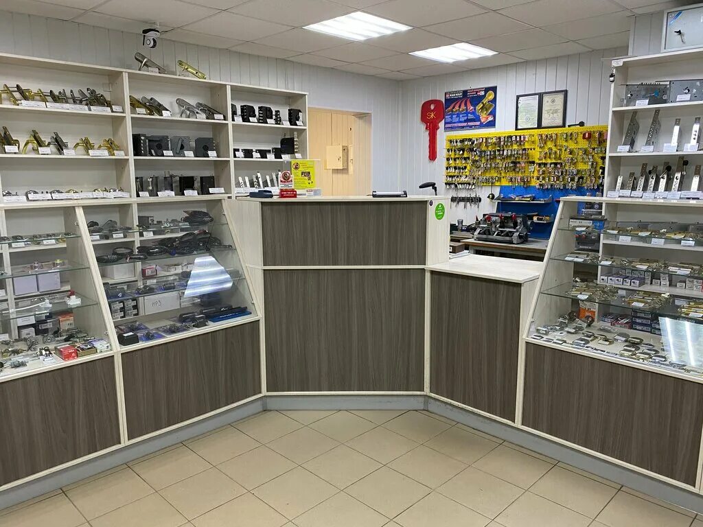 Магазин замки в вологде. Замки на гагарина череповец. Замки череповец. Замки череповец. Улица гагарина череповец.