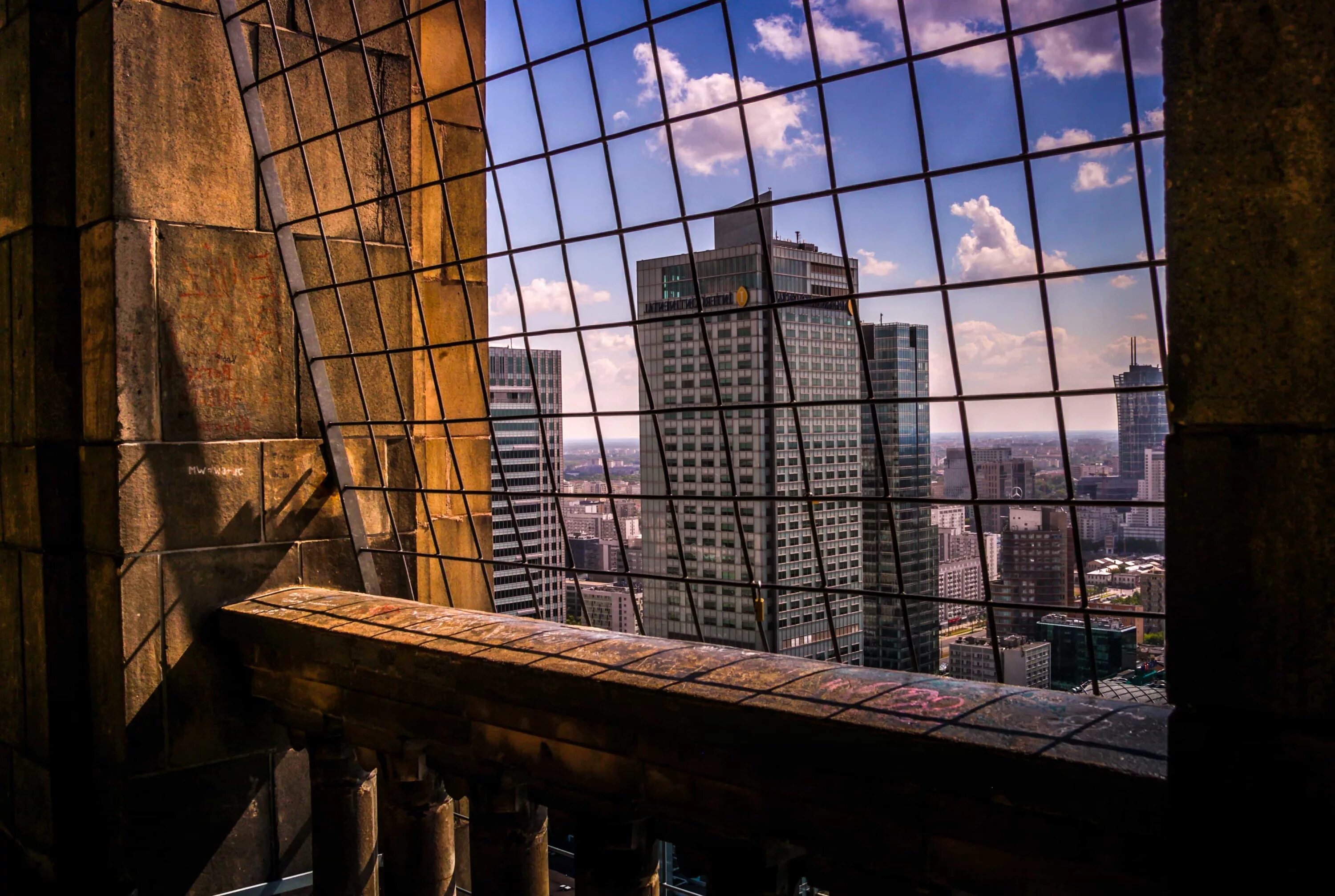 Build window