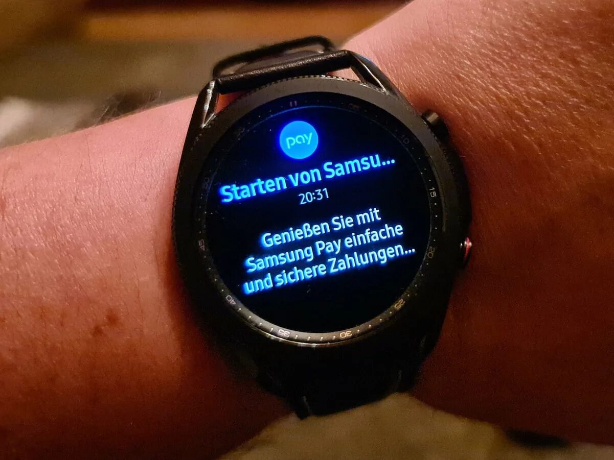 Galaxy watch 3 Samsung pay. Galaxy watch автономность. Samsung pay умные часы. Самсун галакси вотч 3 мир Пэй. Galaxy watch оплата