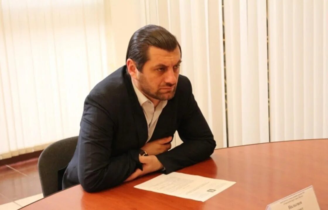 Мэр магаса. Евлоев мэр магаса. Мэр магаса аушев. Мэр магаса. Мэр магаса.