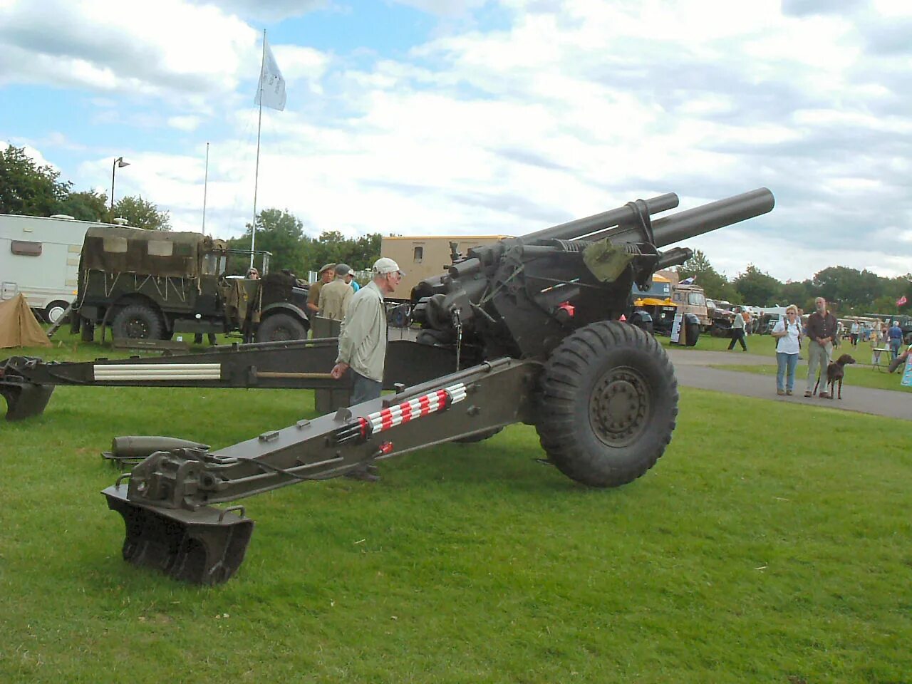 Б 1 155. 155-Мм гаубица m114. M1 Howitzer 155 mm. 155 Мм Howitzer m1. Американская 155 мм гаубица м114.