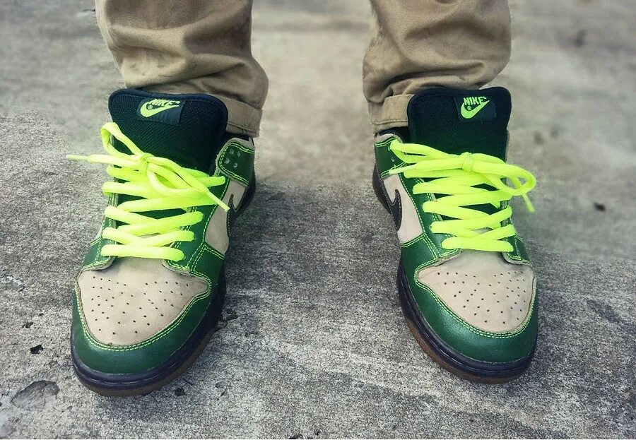 Шнуровка dunk. Nike Dunk SB Jedi. Nike SB Dunk Low «Jedi». Nike SB Dunk Unkle. Nike SB Dunk зеленые.