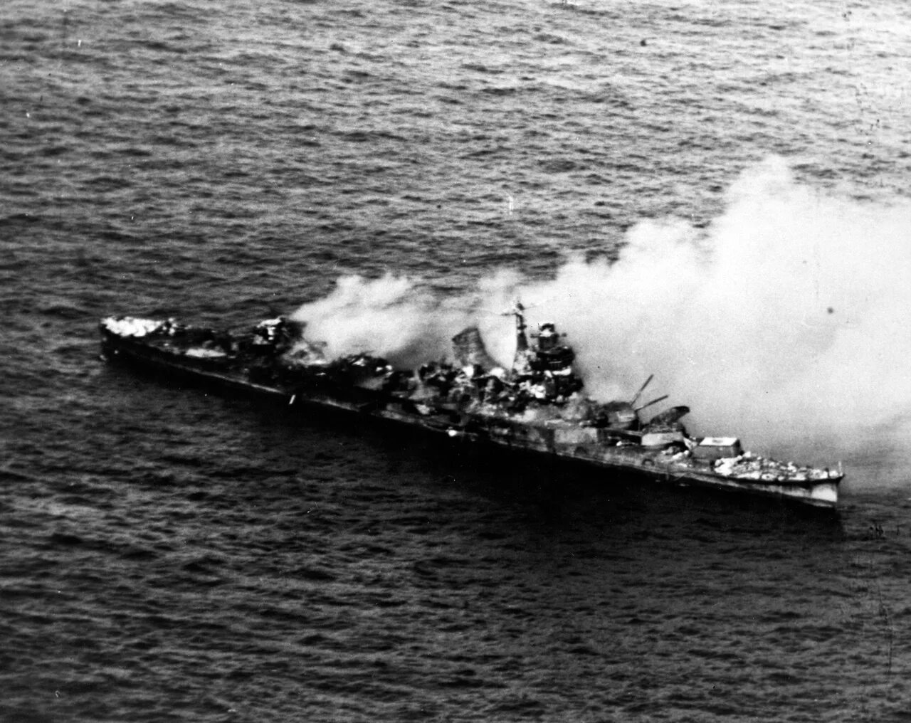 Сражение в тихом океане. Атолла мидуэй 1942. битва у атолла мидуэй 1942 япония. морское сражение у атолла мидуэй. битва за атолл мидуэй.