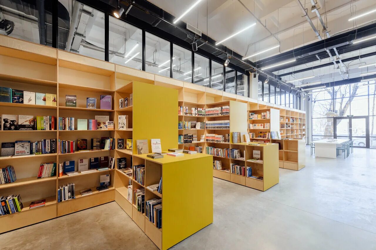 библиотечный пер д 4. кафе в музее ржд. музей жд россии в санкт-петербурге. библиотечный переулок музей. готическая «книжная капелла» в петербурге.