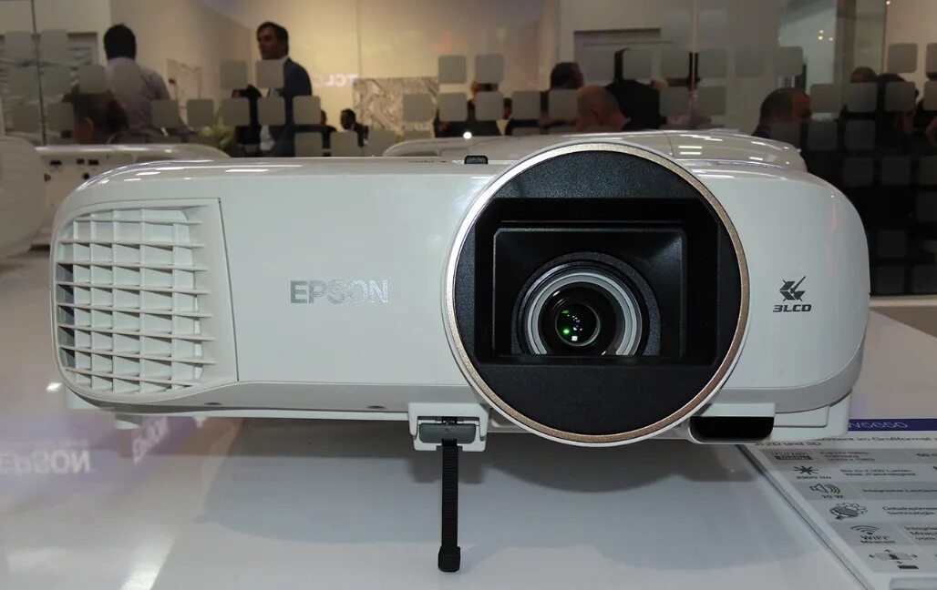 Программный проектор. Epson eh-tw5650. epson 5650 проектор. проектор epson eh-tw5650. eh-tw5650.