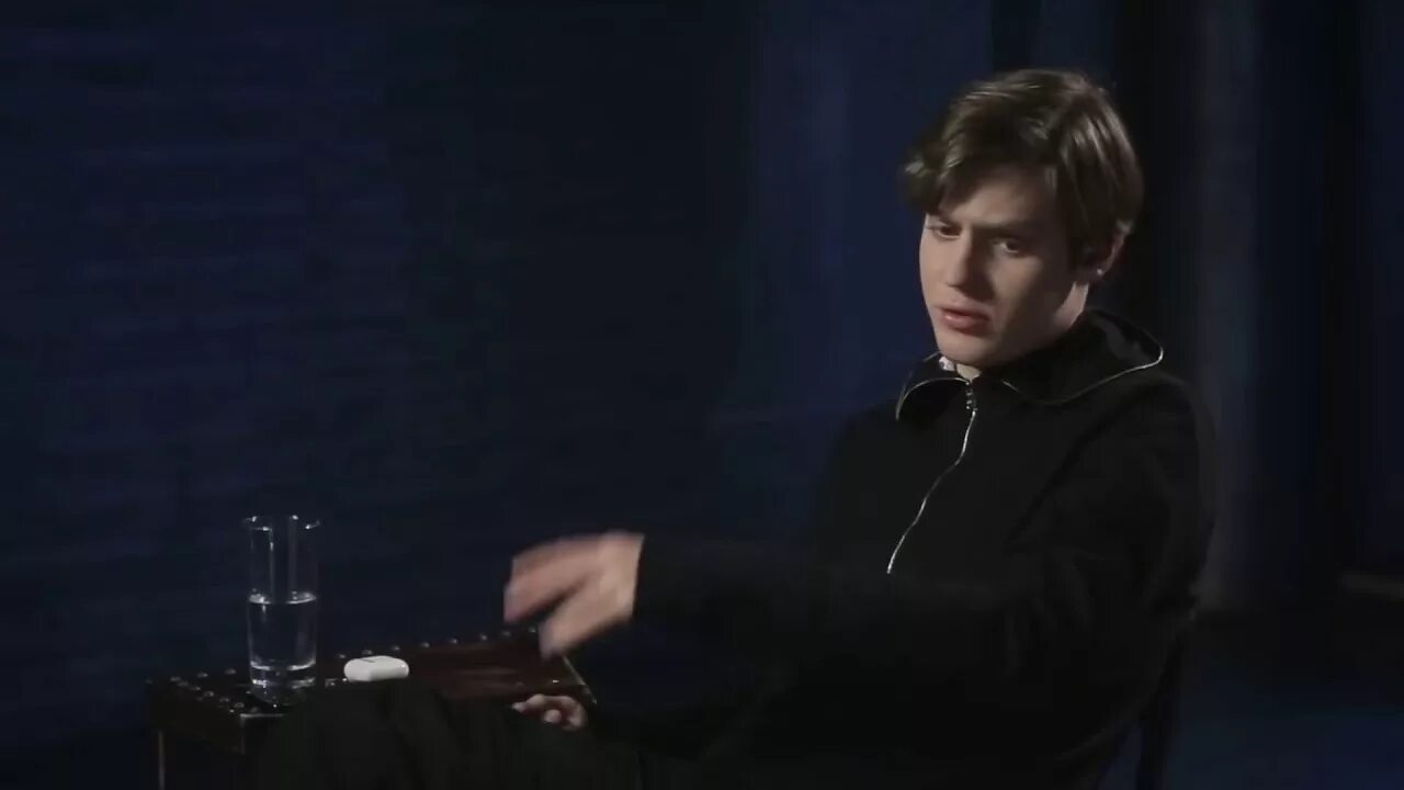 Табаков учитель истории. Павел табаков 2021. Павел табаков 2022. Павел табаков полет. Табаков учитель истории.