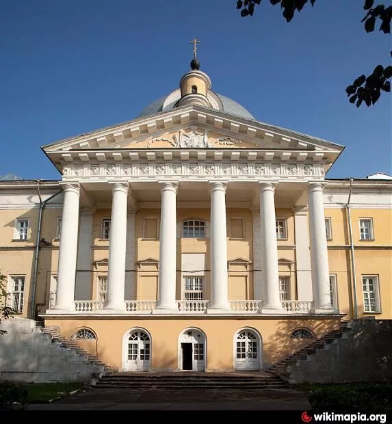 Здание Голицынской больницы Казаков. Голицынская больница (1796—1801). Голицынская больница в Москве стиль. Голицынская больница стиль архитектуры.