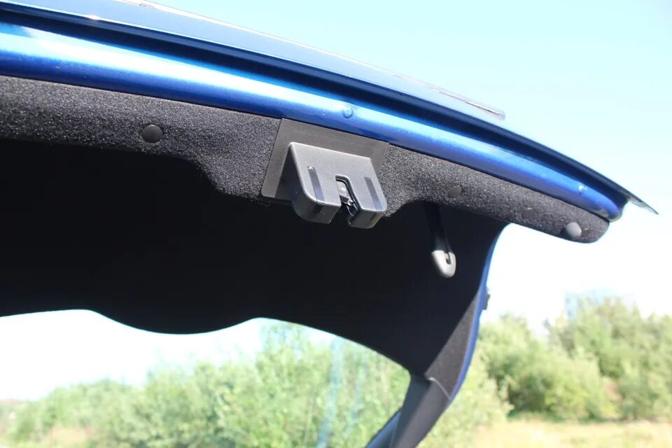 1Z5827550 VAG Газовый упор купить в интернет-магазине AvtoTO