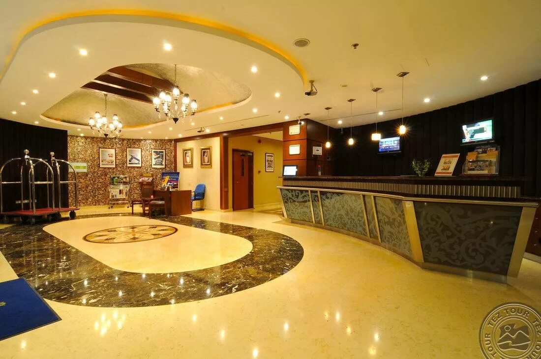 Golden tulip barsha. Голден Тулип Дубай. Отель Golden Tulip al Barsha. Golden Tulip al Barsha Hotel 4. Отель в Дубае Голден Тулип Аль.