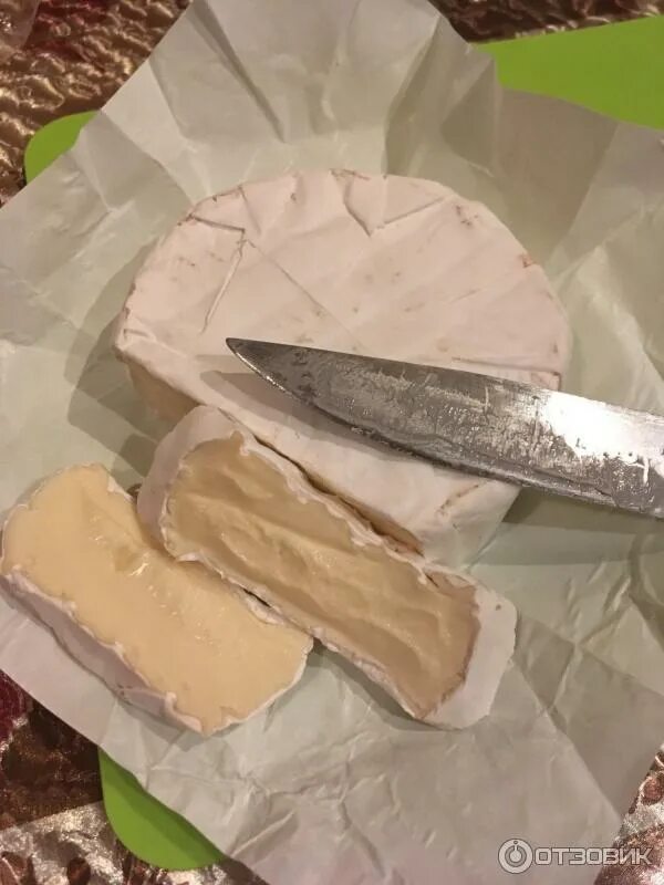 Сыр не прилипает. Сыр бри жуковка. сыр бри из жуковки. жуковский сыр. сыр бри брянская область жуковка.