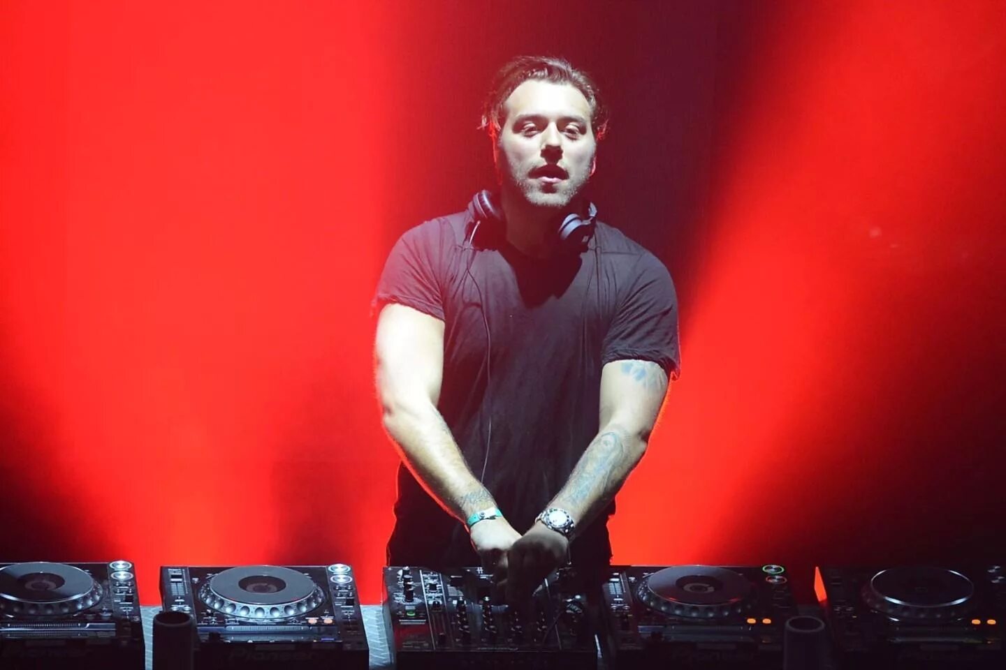 Reload sebastian. Sebastian ingrosso. себастьян ингроссо. ingrosso. себастьян ингроссо отец.