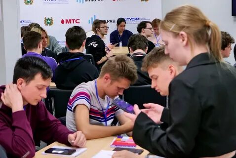 60 студентов