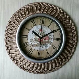 Часы плетеные