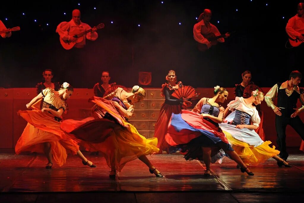 театр музкомедия барнаул. алтайский музыкальный театр барнаул. театр музкомедии барнаул зал. алтайский краевой государственный театр музыкальной комедии. театр музыкальной комедии барнаул.