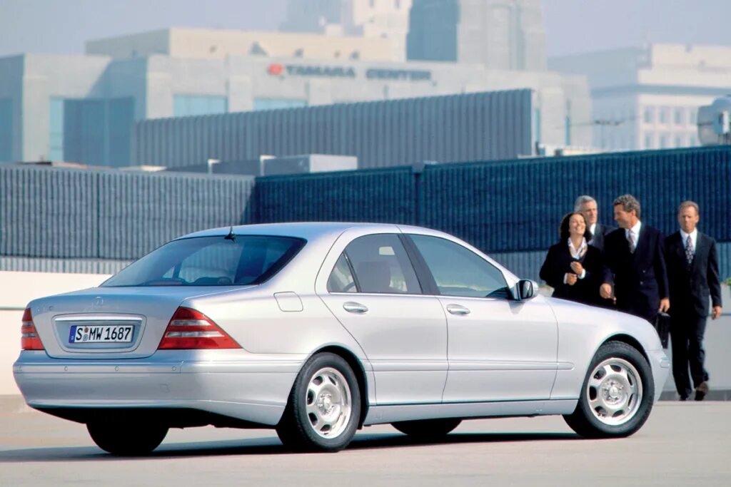 Mercedes-benz s 320 220. Mercedes-benz s-class 320cdi. Мерседес w 320. Мерседес е320. Мерседес w 320.
