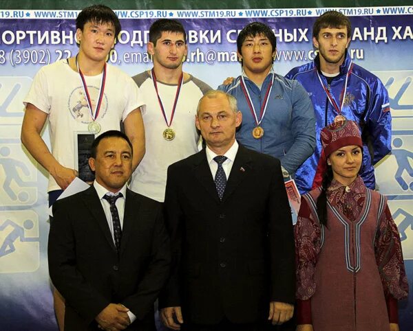 Главный тренер по вольной борьбе. Карамчаков тренер Вольная борьба.