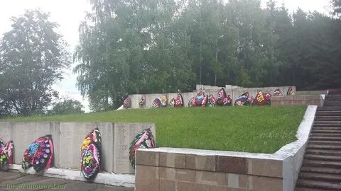 Памятник стоявшим насмерть во имя жизни
