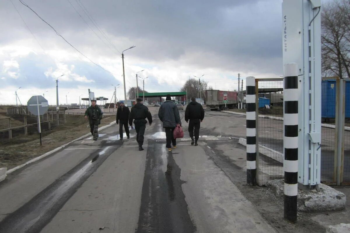 Курск обстановка на границе. Граница теткино Рыжевка. Тёткино Курская пропускной пункт. Пограничный пункт теткино. Пропускной пункт теткино в Курской области.