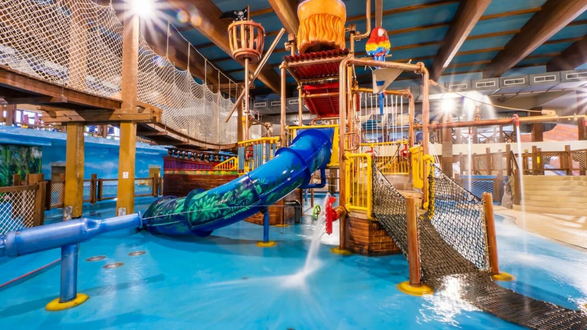 Парк ривьера казань. Казань отель с аквапарком ривьера. Аквапарк ривьера казань. Отель ривьера казань аквапарк. Казанская ривьера казань аквапарк.