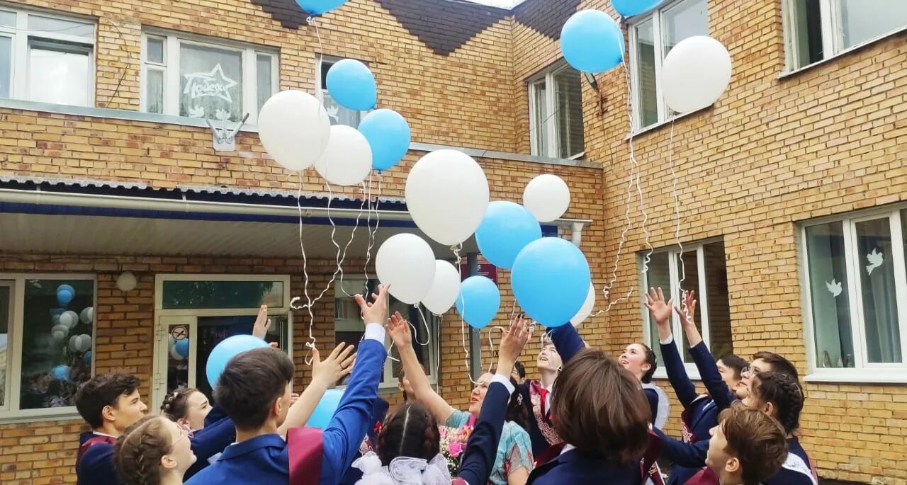 School 07 o7. 7 Школа Менделеевск. Школа 7 Менделеевск фото. Менделеевск гимназия форма для учеников. Менделеевск фото.