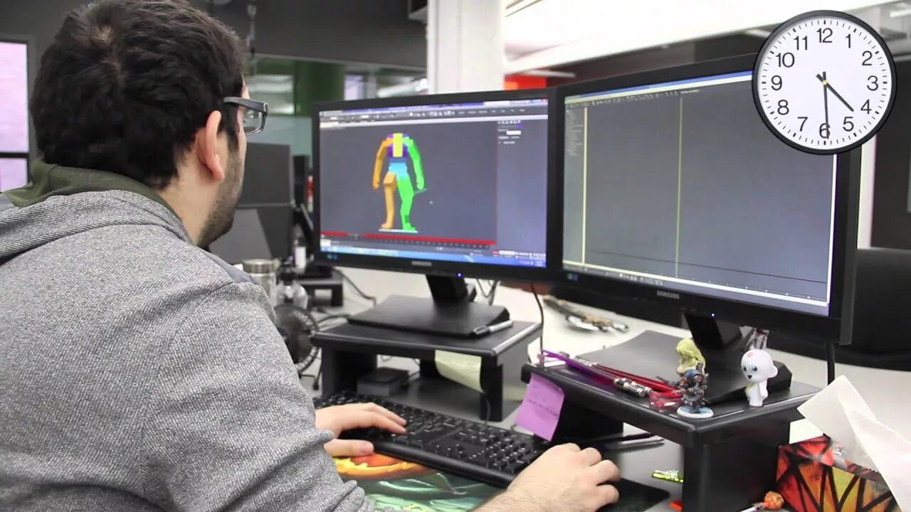 Аниматор компьютерных игр. 3d аниматор. аниматор за компьютером. компьютер аниматора.
