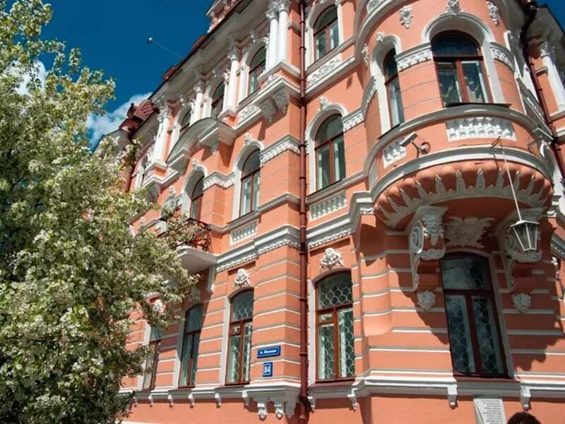 Шумовский дворец город чита. Чит особняк. Дворец шумова чита. Шумовский дворец чита. Шумовский дворец.