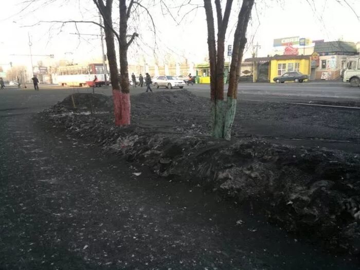 Черный снег новокузнецк. Черный снег новокузнецк. Черный снег город. Черный снег новокузнецк. Киселевск черный снег 2022.