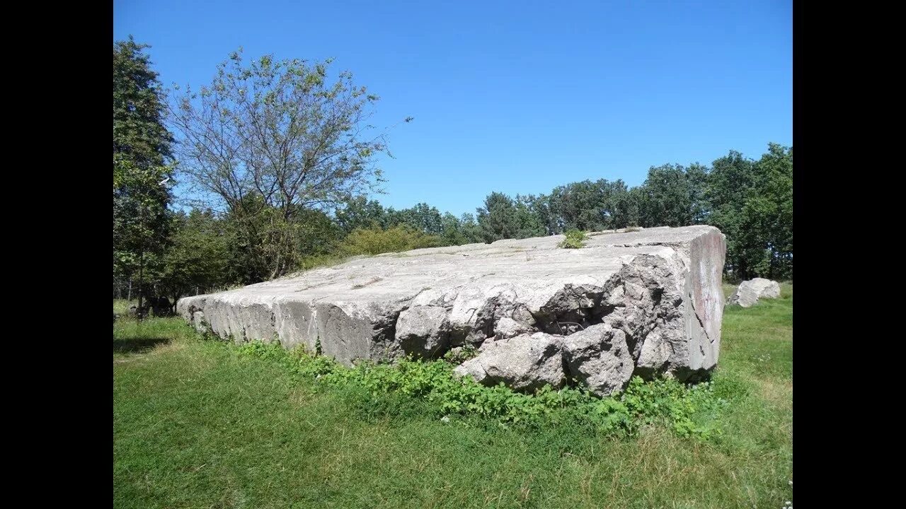 Под винницей. Волчье логово гитлера винница. Под винницей. Винница ставка гитлера вервольф. Вервольф бункер гитлера.
