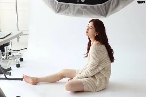 HD wallpaper: Bae Suzy, women, barefoot free download.