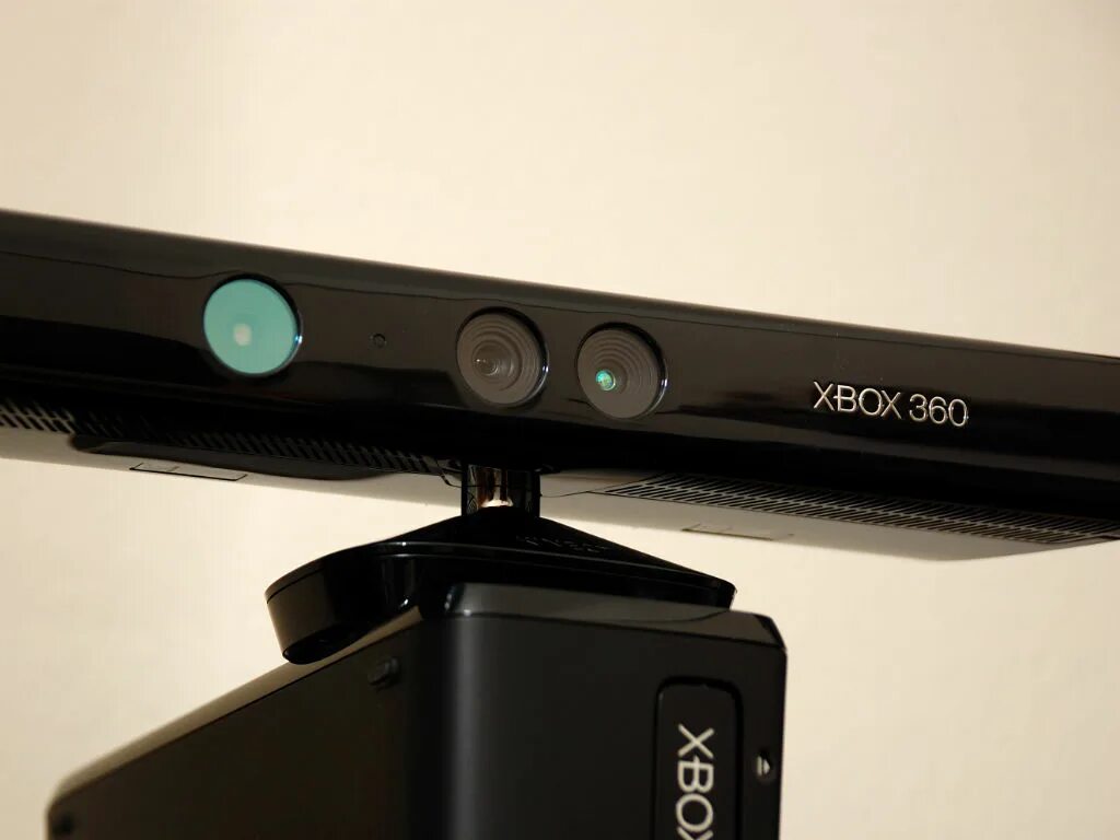 Kinect 360. Xbox 360 kinect. кинект для xbox 360. xbox 360 2 джойстика кинект. xbox 360 original kinect.