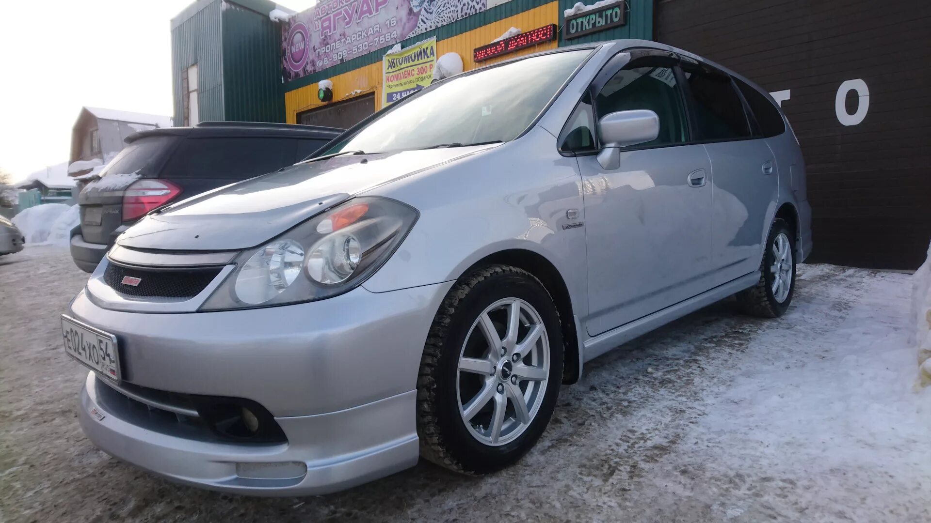 Honda Stream rn3 r17. Литьё для Honda Stream rn1. Honda Stream r17. Honda Stream 2010 r17. Хонда стрим рн1 д17а