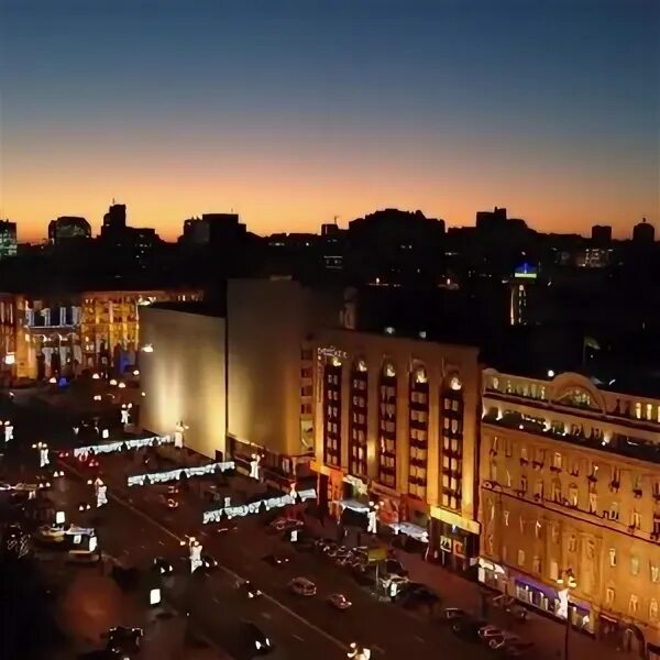 Киево печерская лавра киевская русь. Было два киева. Кий щек хорив и лыбедь памятник в киеве. Хрещатик памятник. Андреевский спуск в киеве.